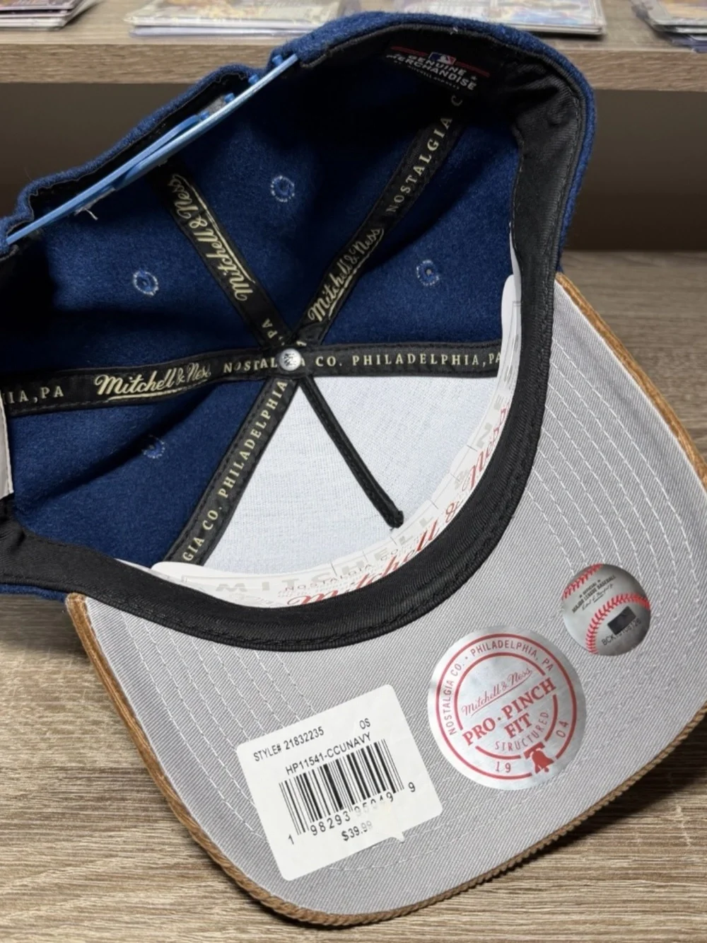 Chicago Cubs Mitchell & Ness Wool Corduroy Pro-Pinch Structured Snapback Navy